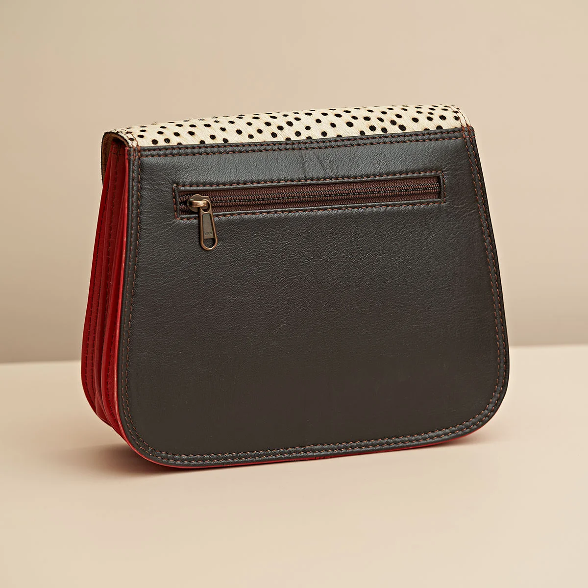 TAB0205_02_Mesen-Tabitha-Crossbody-Bag-Spot-Print