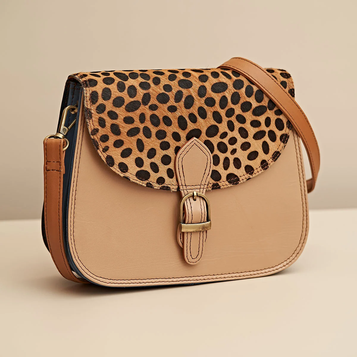 TAB0207_01_Mesen-Tabitha-Crossbody-Bag-Spot-Print