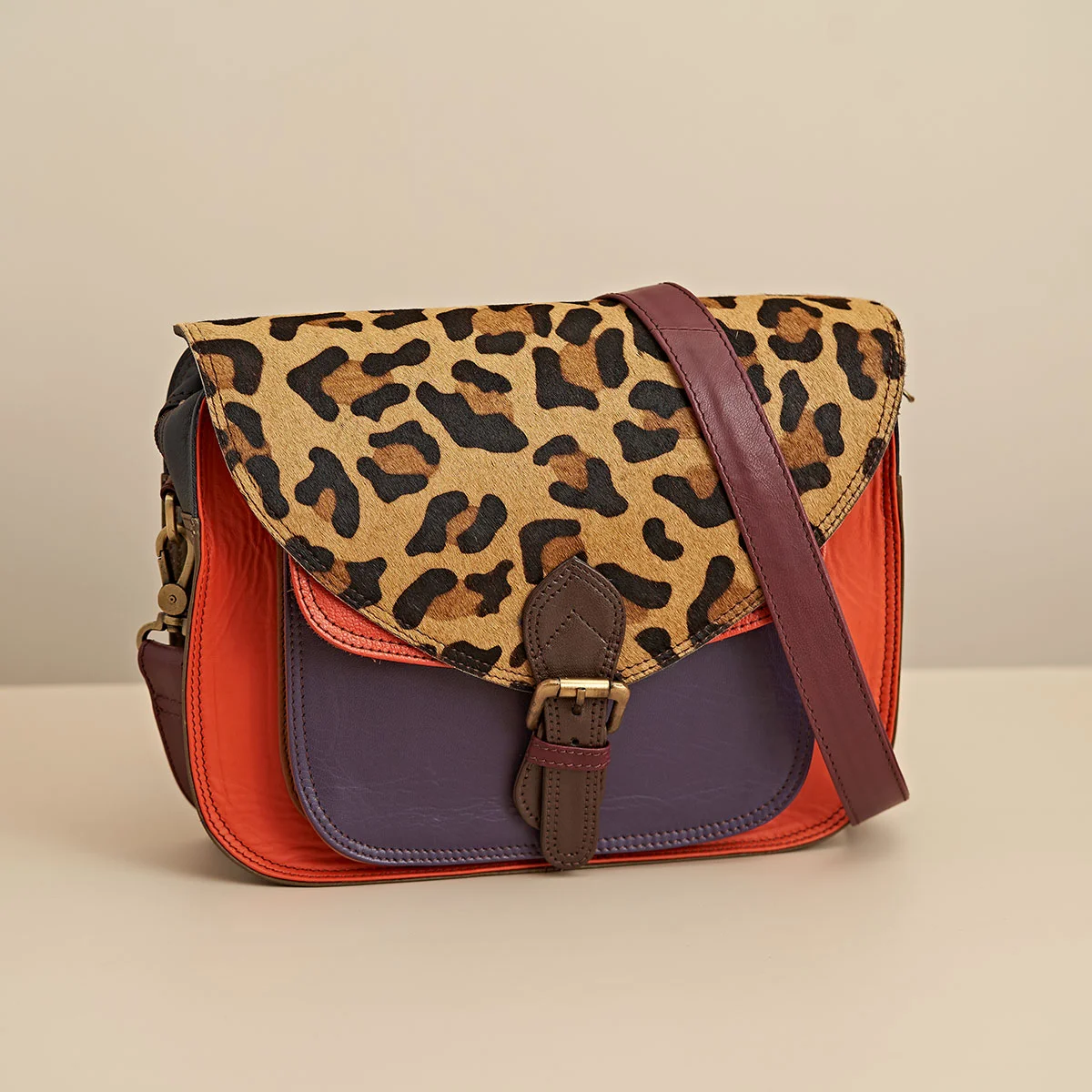 PEG0523_01_Mesen-Peggy-Satchel-Crossbody-Bag-Leopard-Print