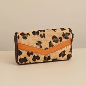SAD0510_01_Mesen-Sadie-Chevron-Large-Wallet-Leopard-Print