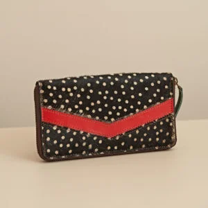 SAD0521_01_Mesen-Sadie-Chevron-Large-Wallet-Spot-Print